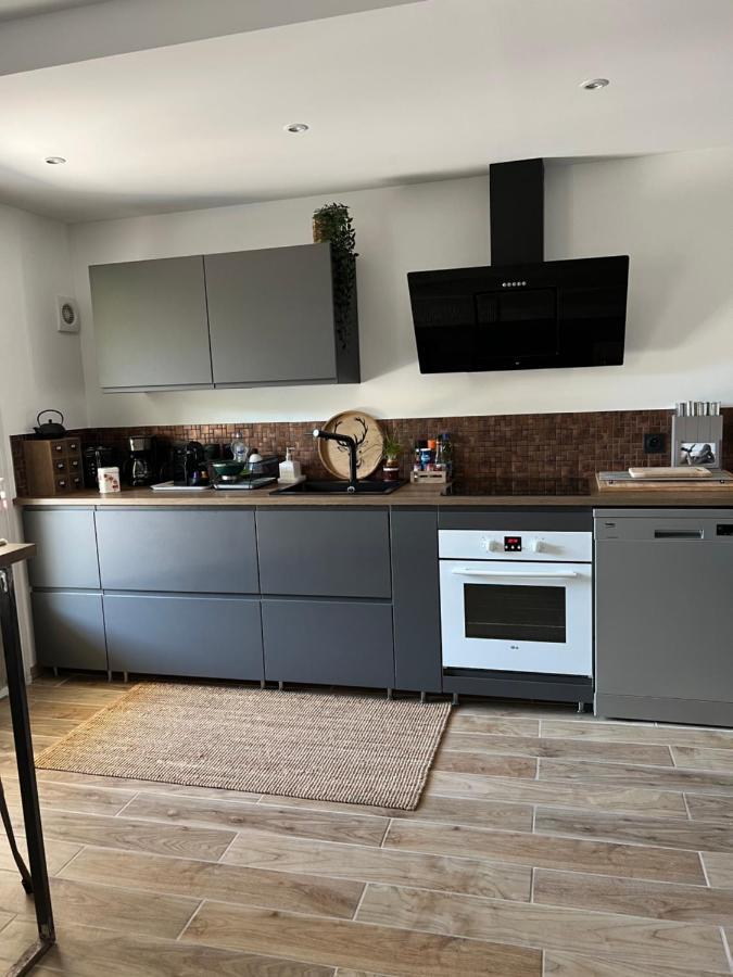 Appartement Entre Village Et Plages. Saint-Cyr-sur-Mer Extérieur photo